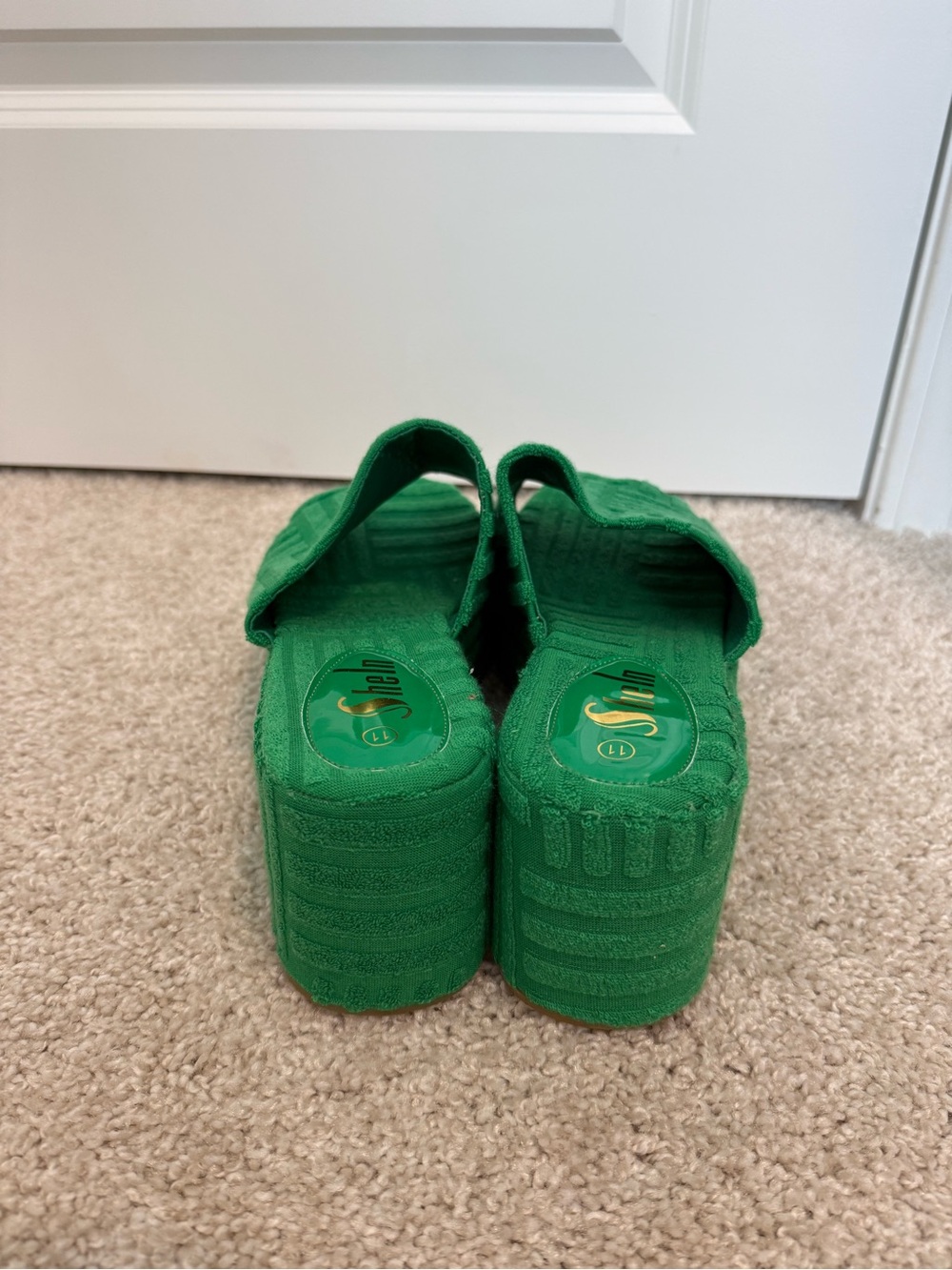 Textured Platform Sandals - Picture 2 of 6